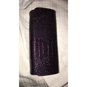 Purple leather crocodile skin brush holder
